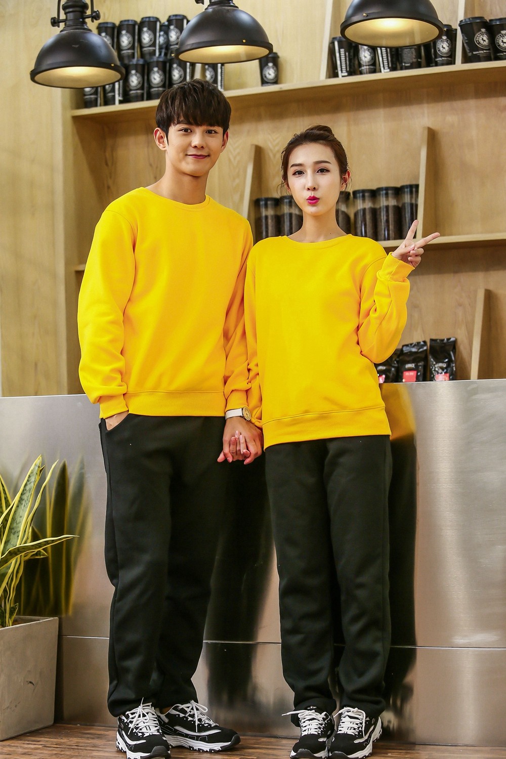 純色圓領衛(wèi)衣7色 純色圓領衛(wèi)衣7色