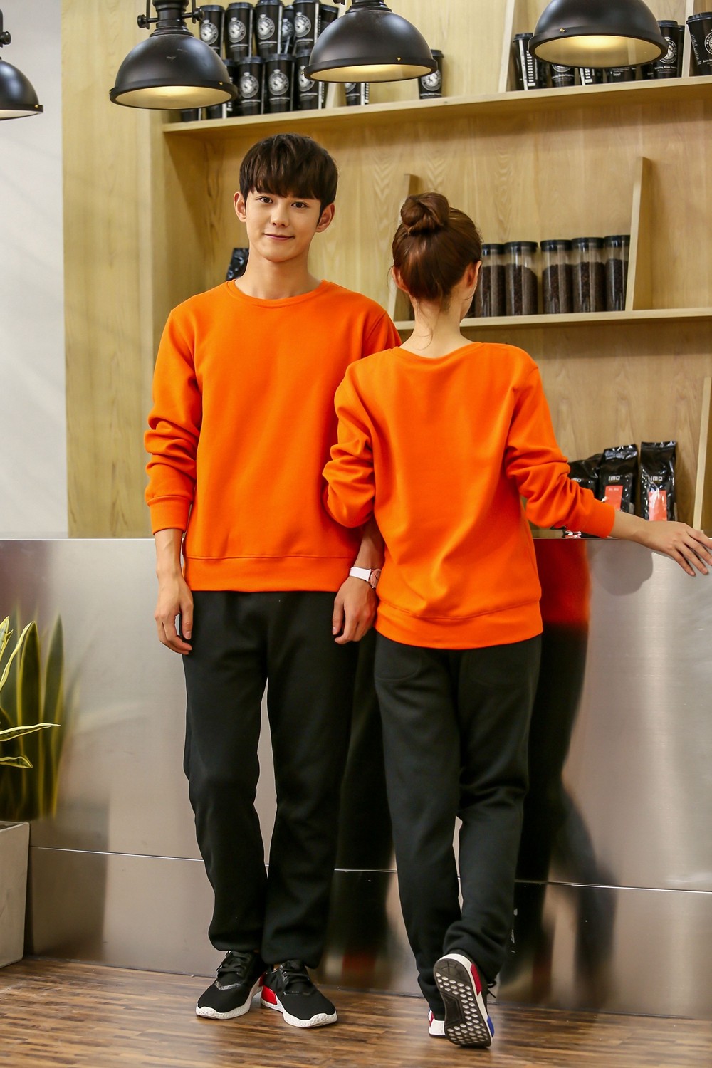 純色圓領衛(wèi)衣7色 純色圓領衛(wèi)衣7色