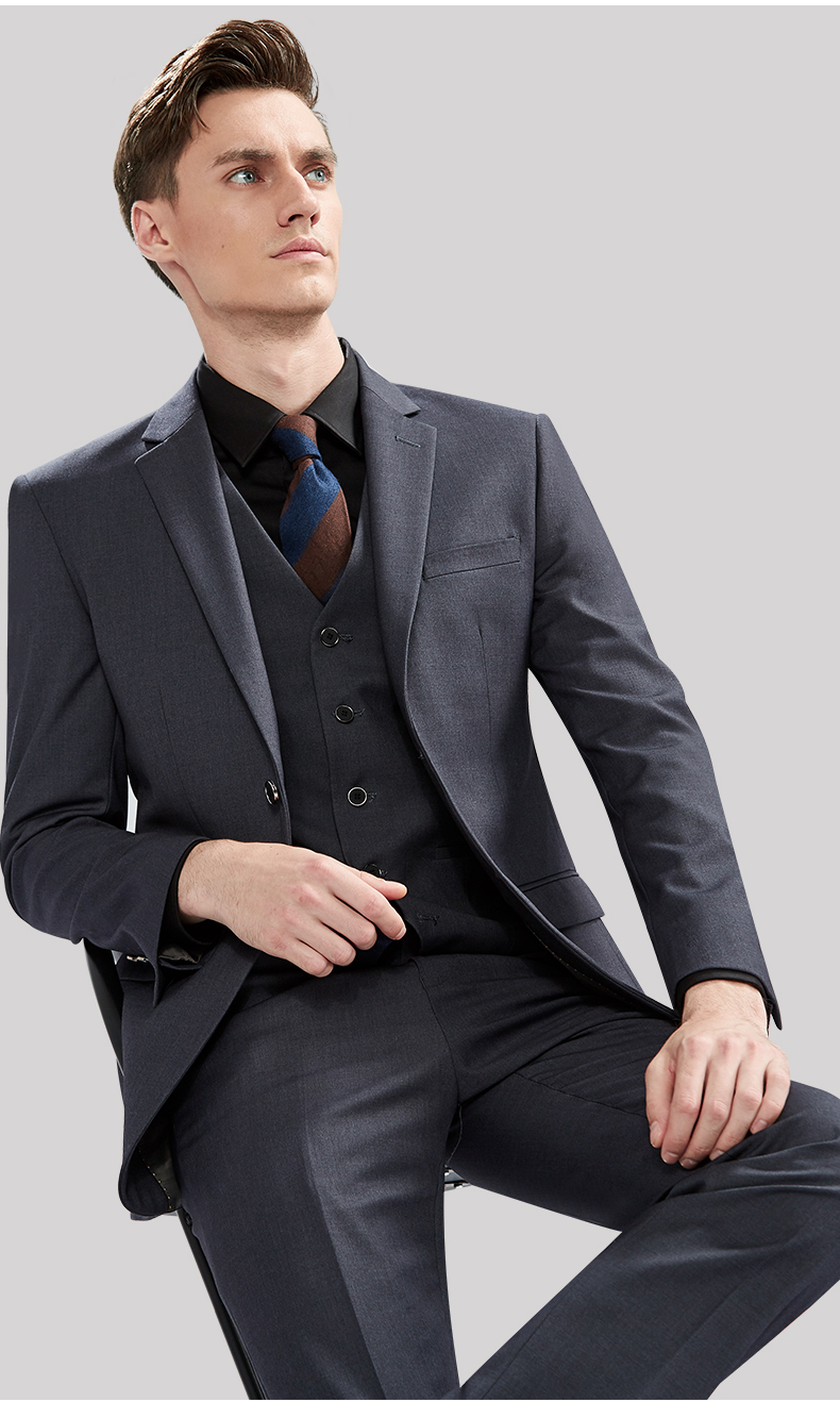 英倫商務(wù)修身西裝定做 英倫商務(wù)修身西裝定做