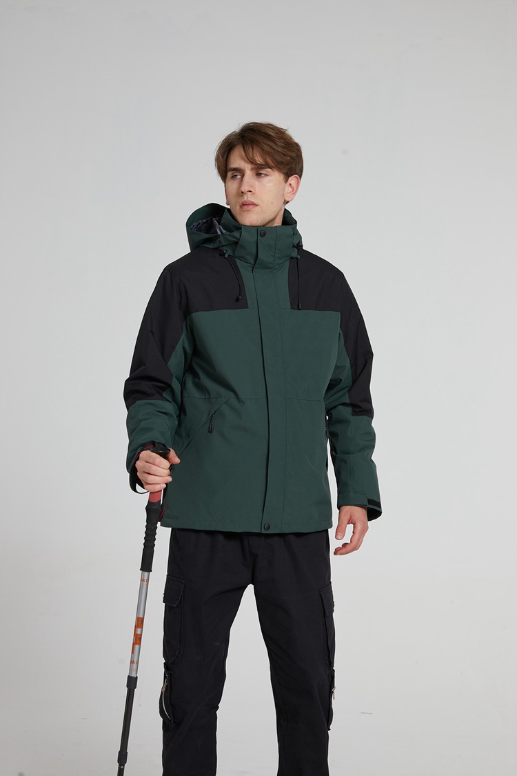 時尚沖鋒衣模特上身效果圖 時尚沖鋒衣模特上身效果圖